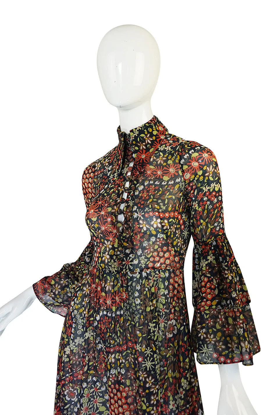 1960s Lee Bender for Bus Stop Bell Sleeve Dress