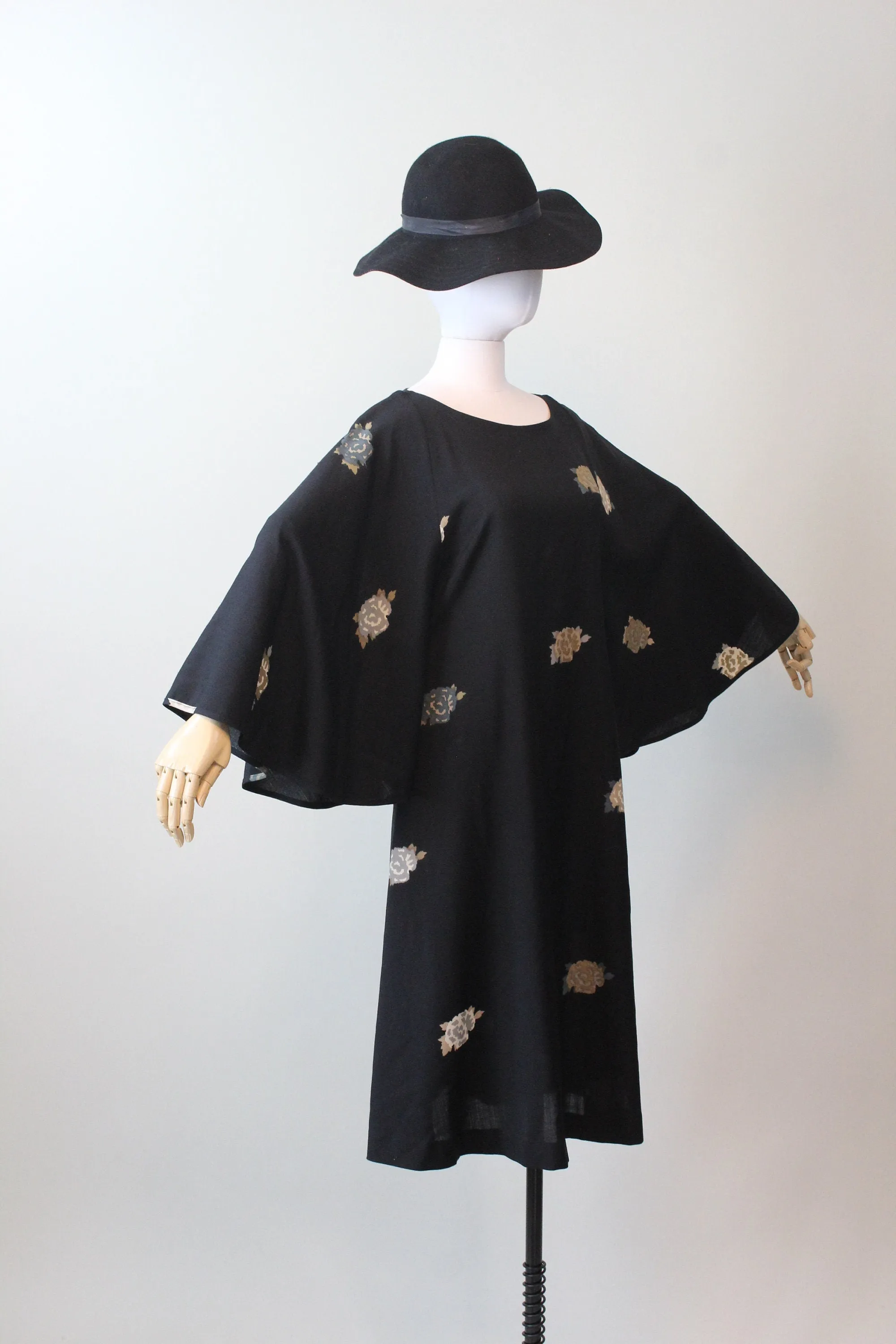 1970s MARIMEKKO design research TRAPEZE dress small | new spring