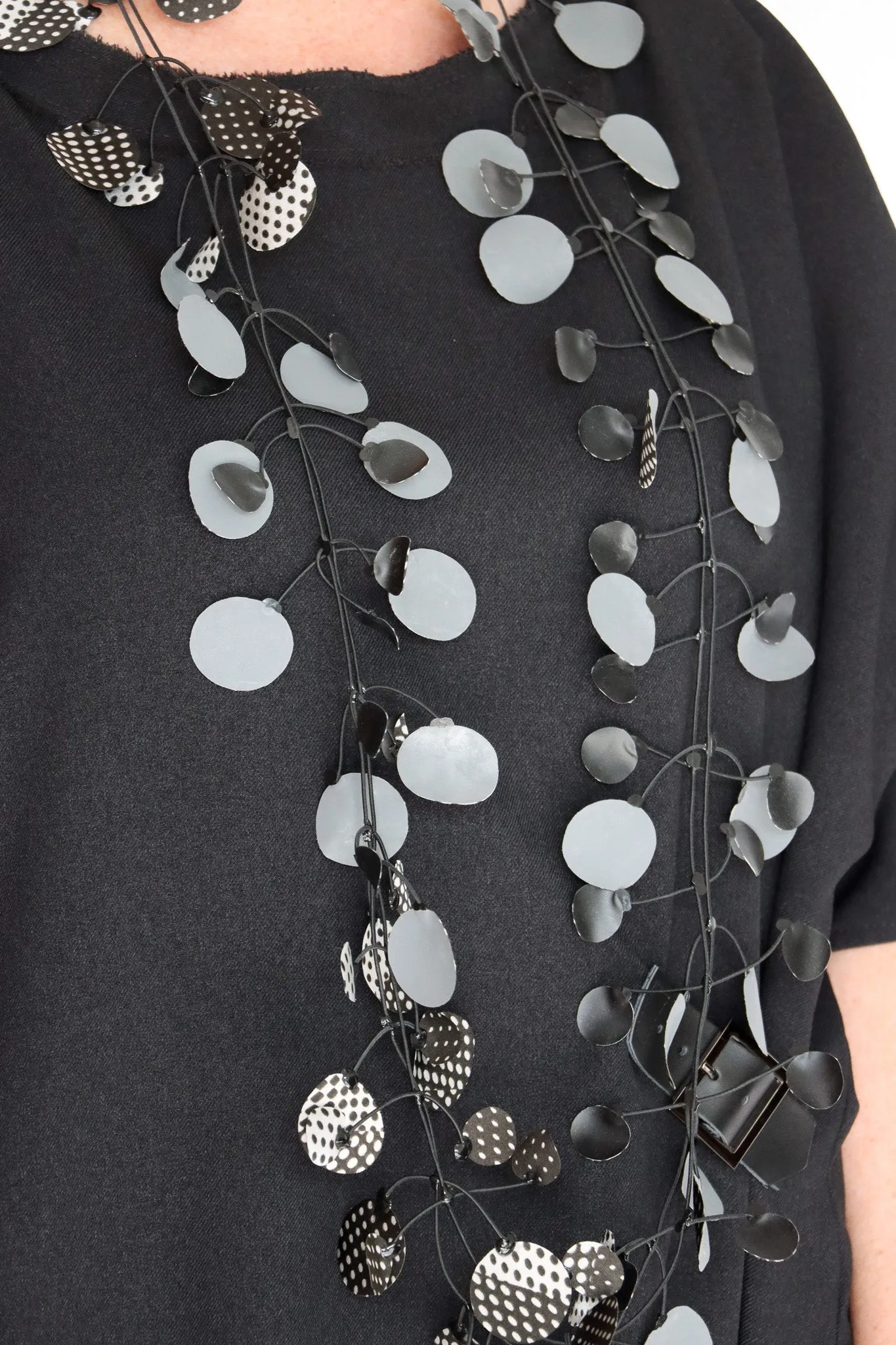 Annemieke Broenink Polka Dot Petal Necklace (2 Colors)