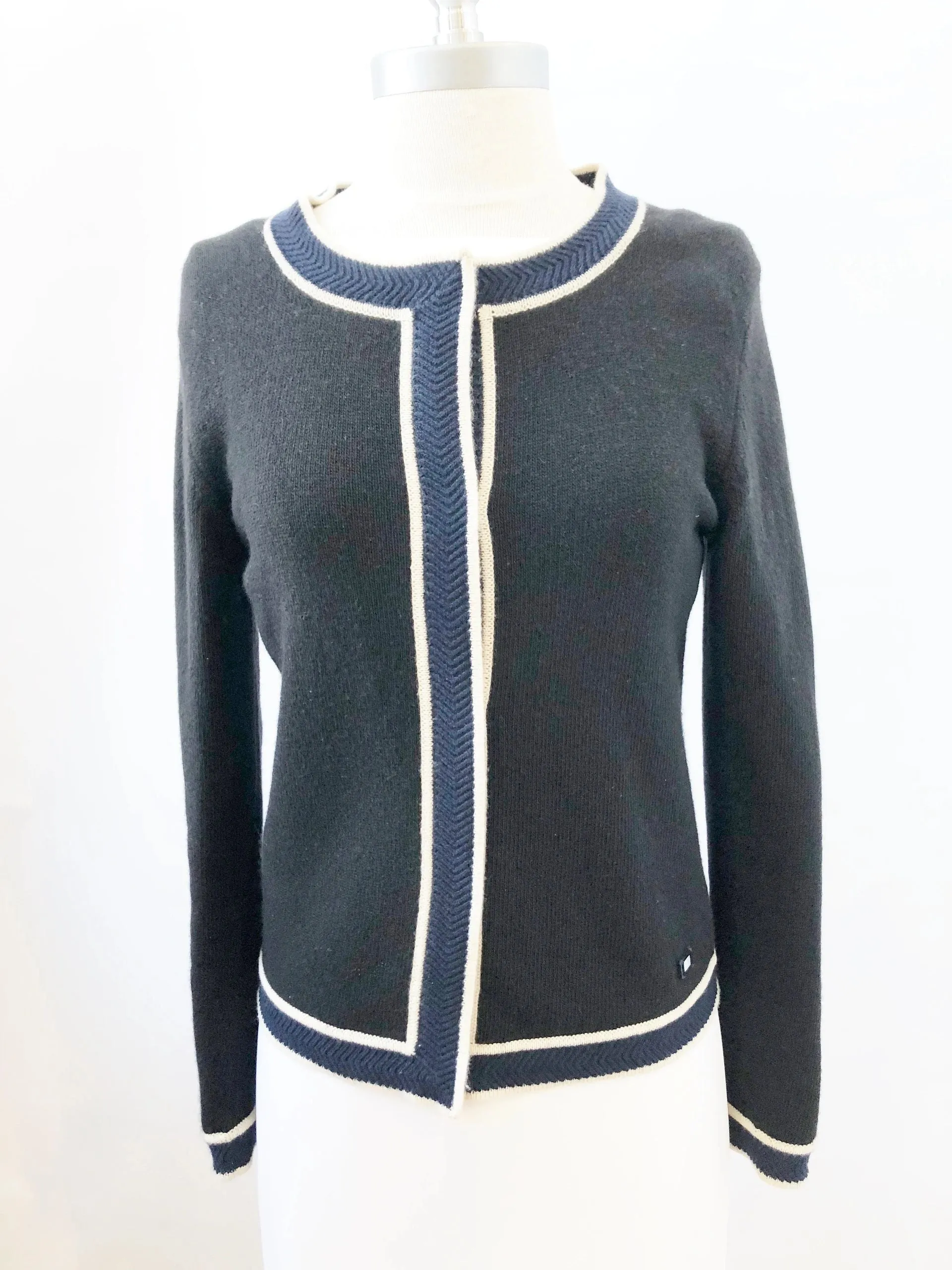 Chanel Cashmere Cardigan Sweater Size 40 Fr (8 Us)
