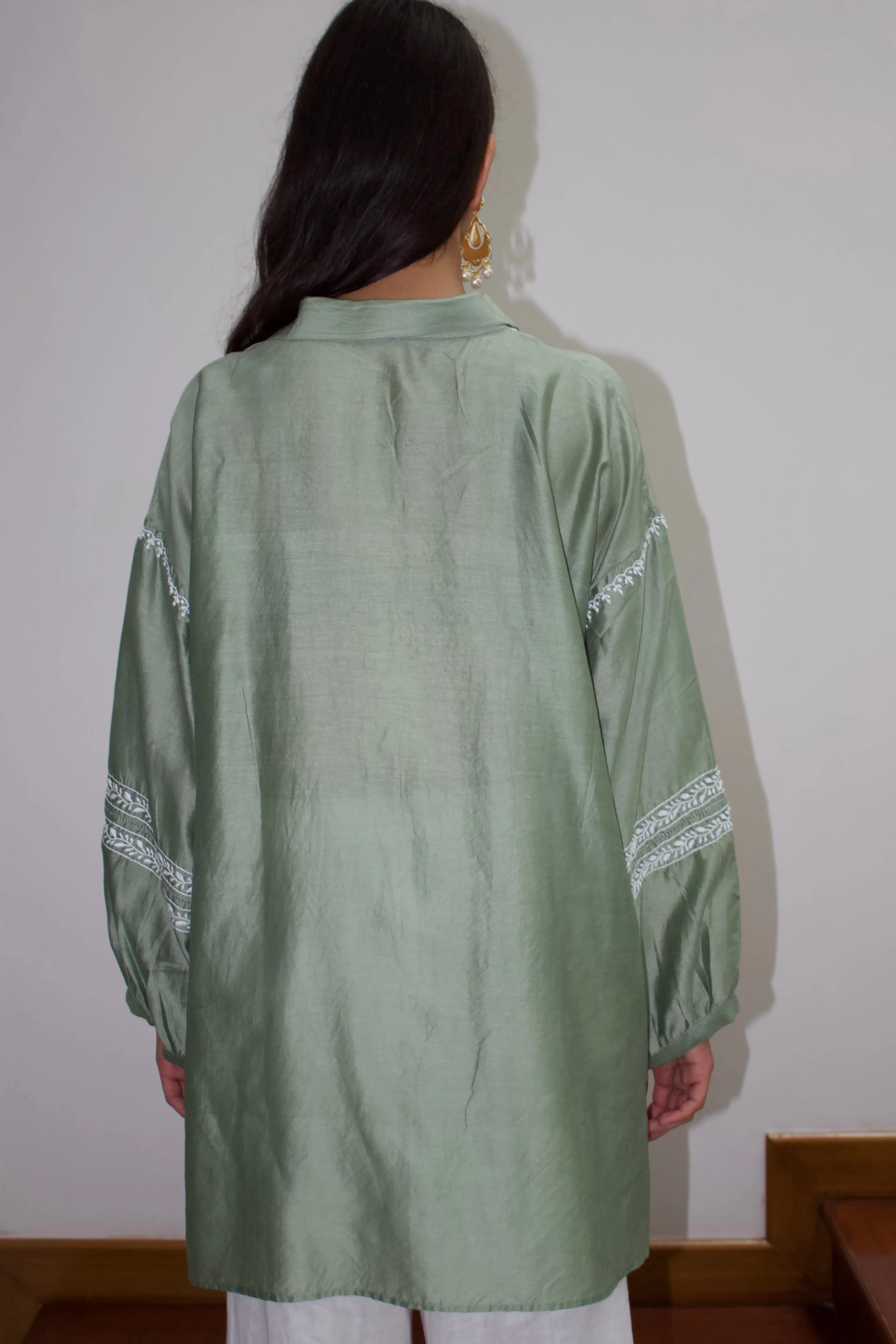 COLLARED SHORT KURTA - GREEN
