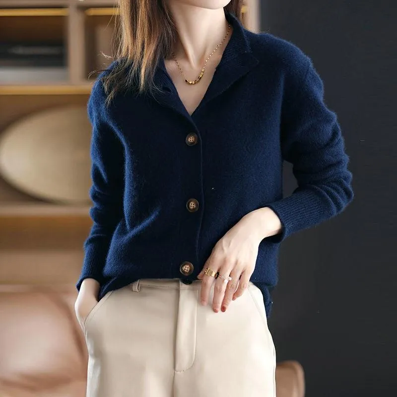 Elin – Pull boutonné élégant