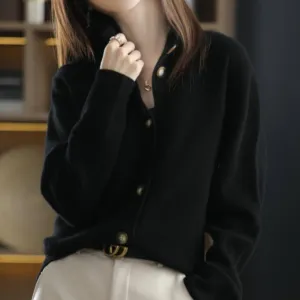 Elin – Pull boutonné élégant