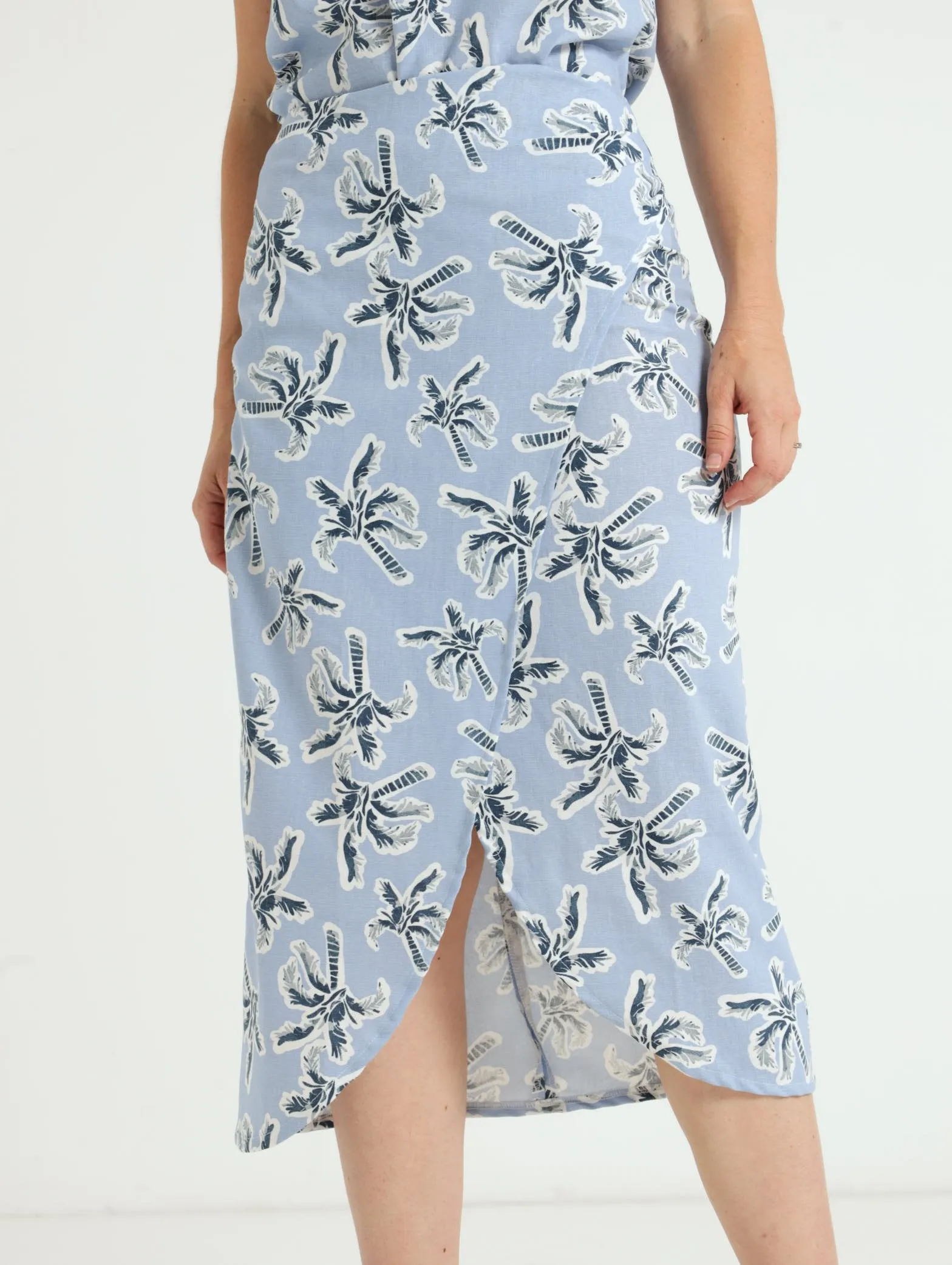 Front Knot Mock Wrap Midi Skirt - White/Blue