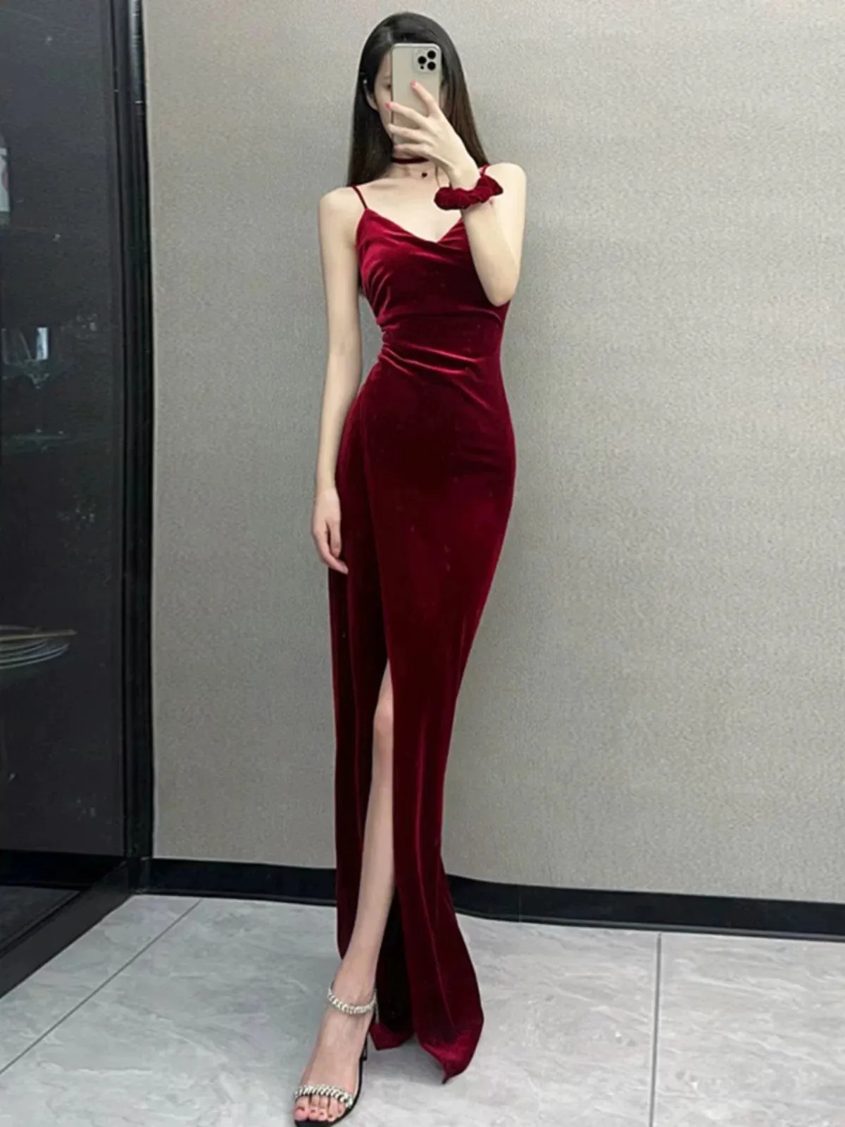 JazzHer Elegant Sheath Spaghetti Straps Red Velvet Long Prom Dress Evening Dresses (PRE-ORDER)