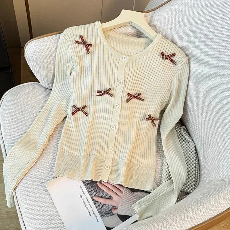 Kawaii Bow-Embellished Cardigan 🌸 | Adorable Round Neck Knit Sweater for Women 💕 | Perfect for Spring & Autumn 🍂✨