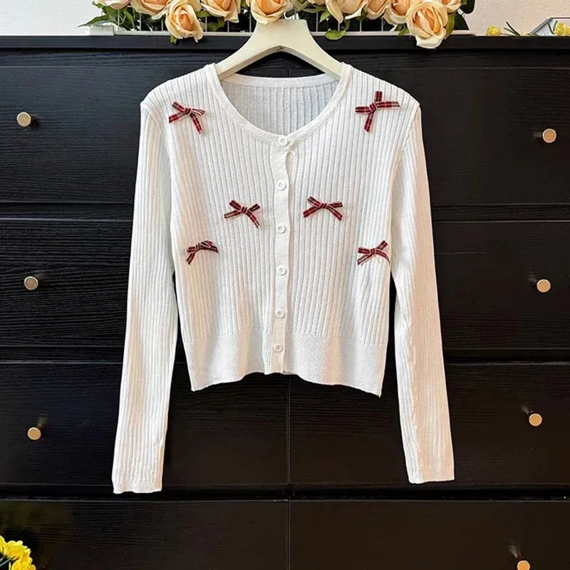 Kawaii Bow-Embellished Cardigan 🌸 | Adorable Round Neck Knit Sweater for Women 💕 | Perfect for Spring & Autumn 🍂✨