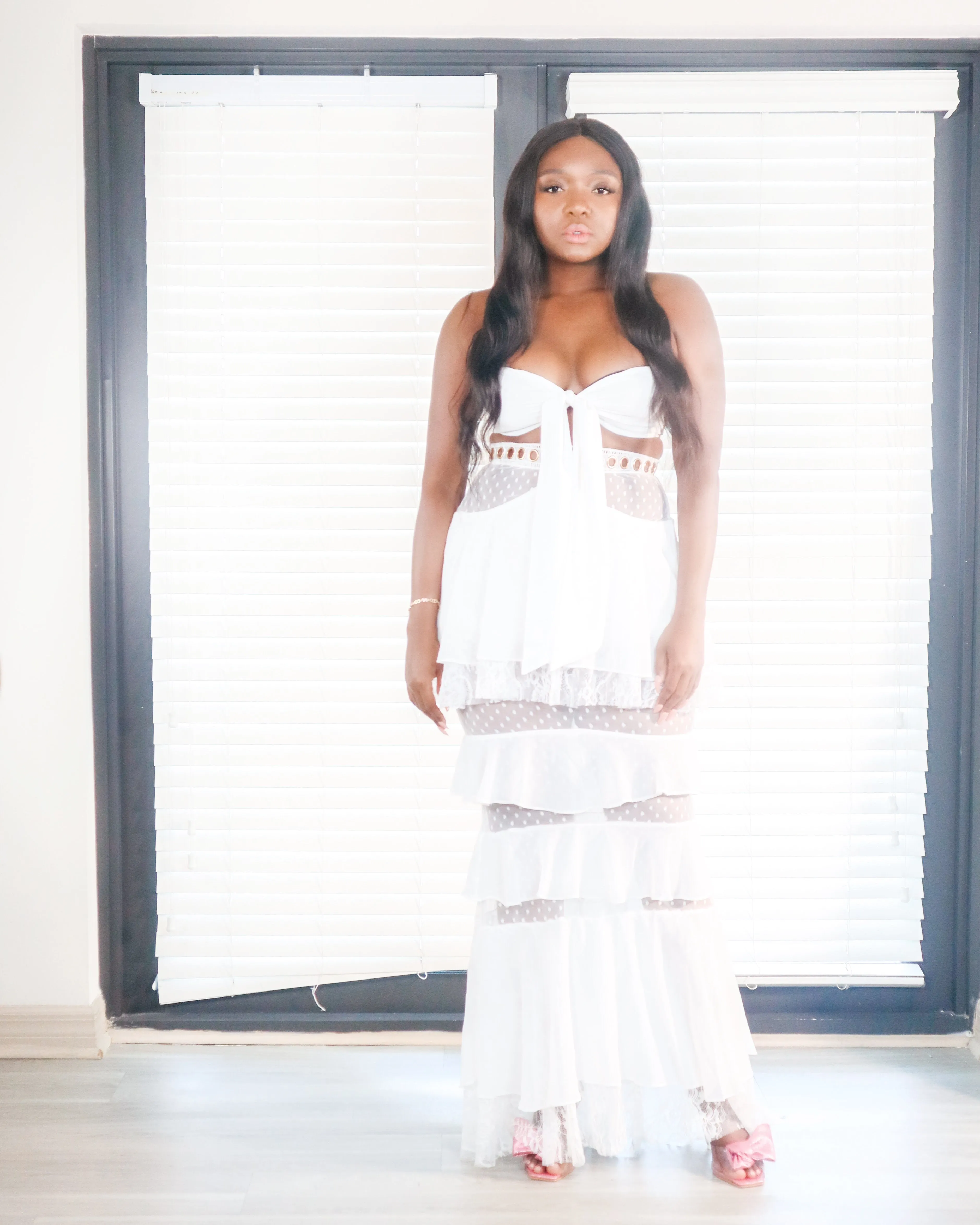 Lacey set White