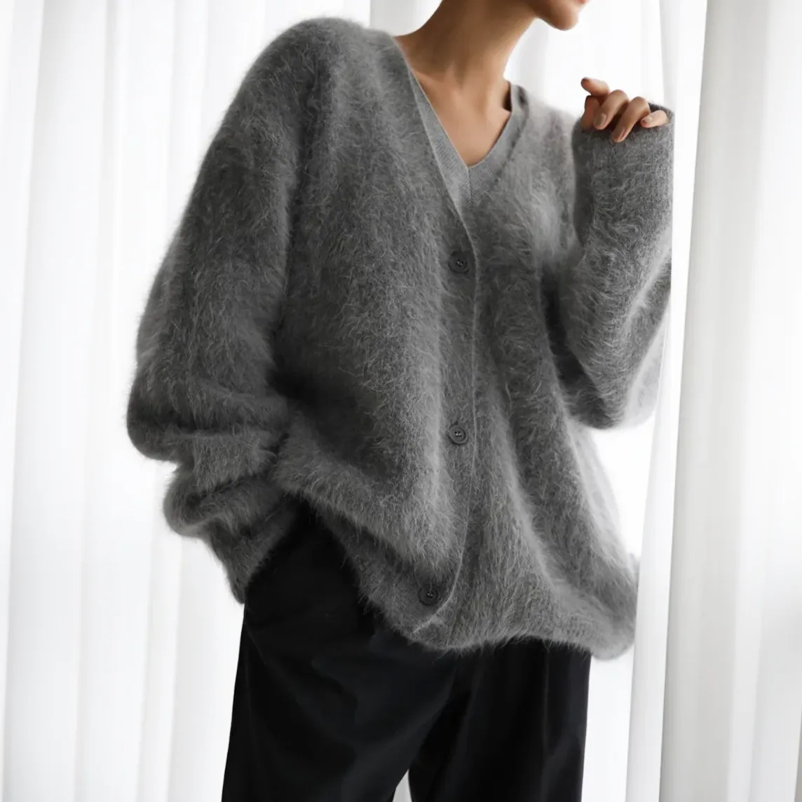 Linda - Luxe Elegante Winter Cardigan