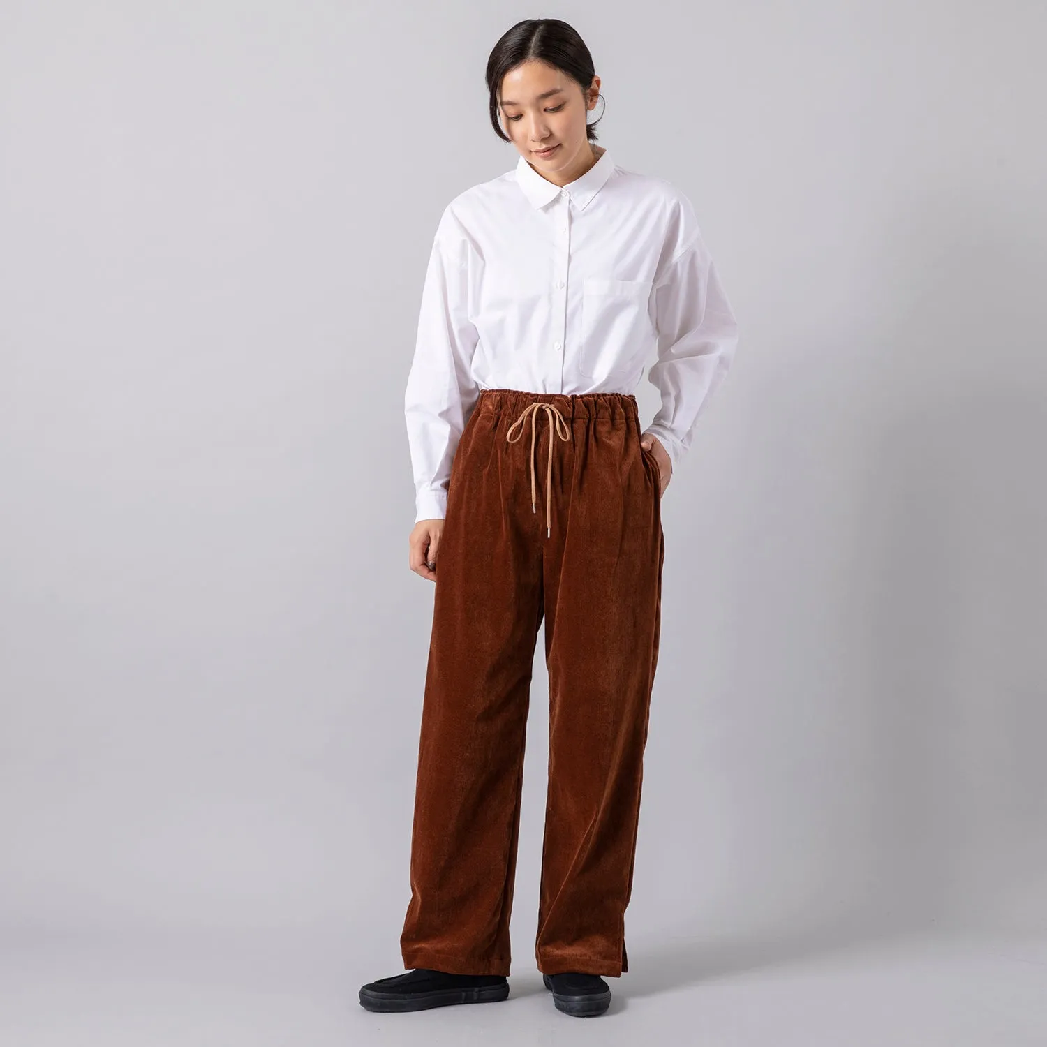 MANON | マノン　SIDE SLIT EASY CORDUROY PANTS