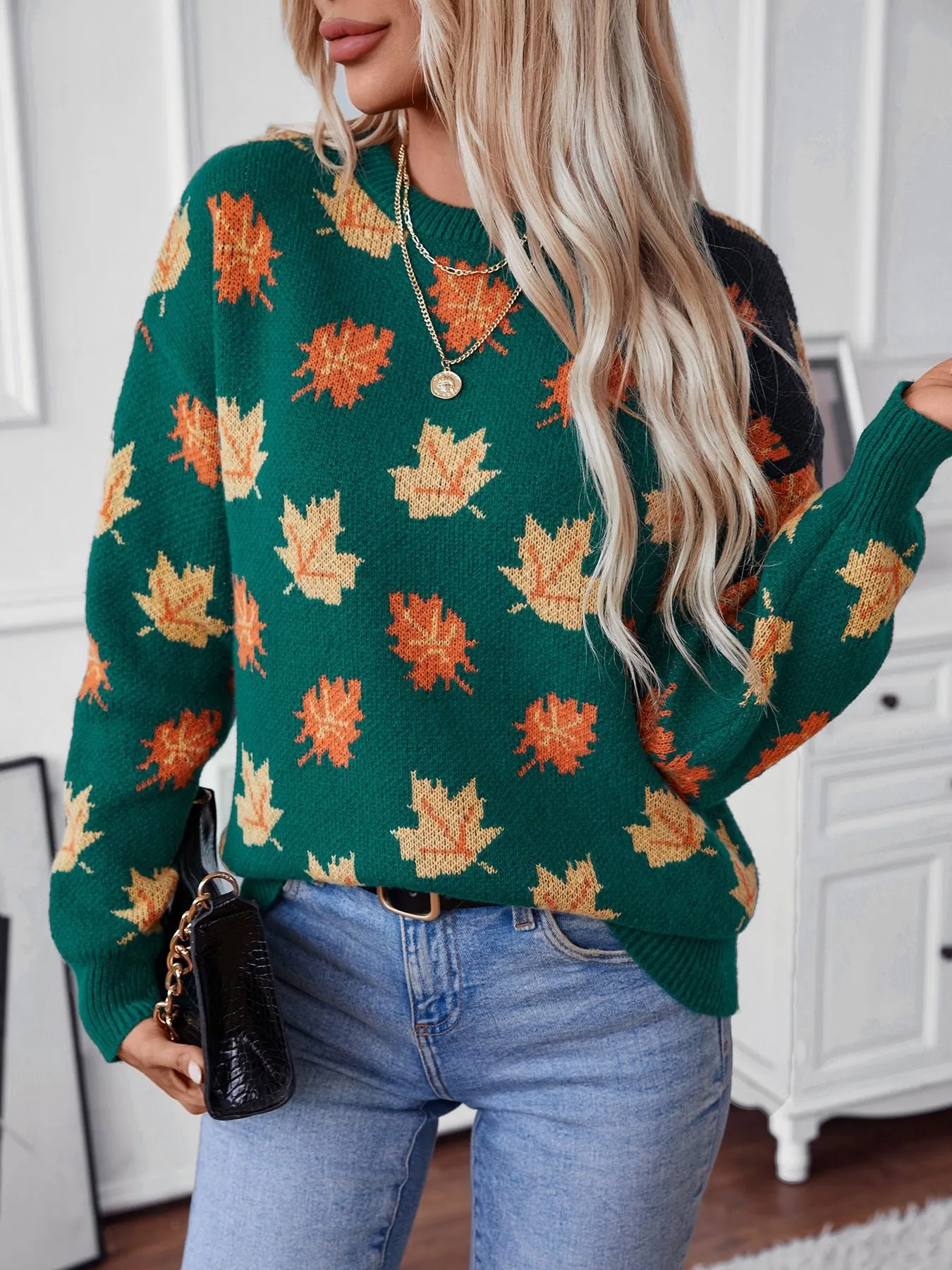 Maple Leaf Pattern Jacquard Casual Pullover Sweater for Women