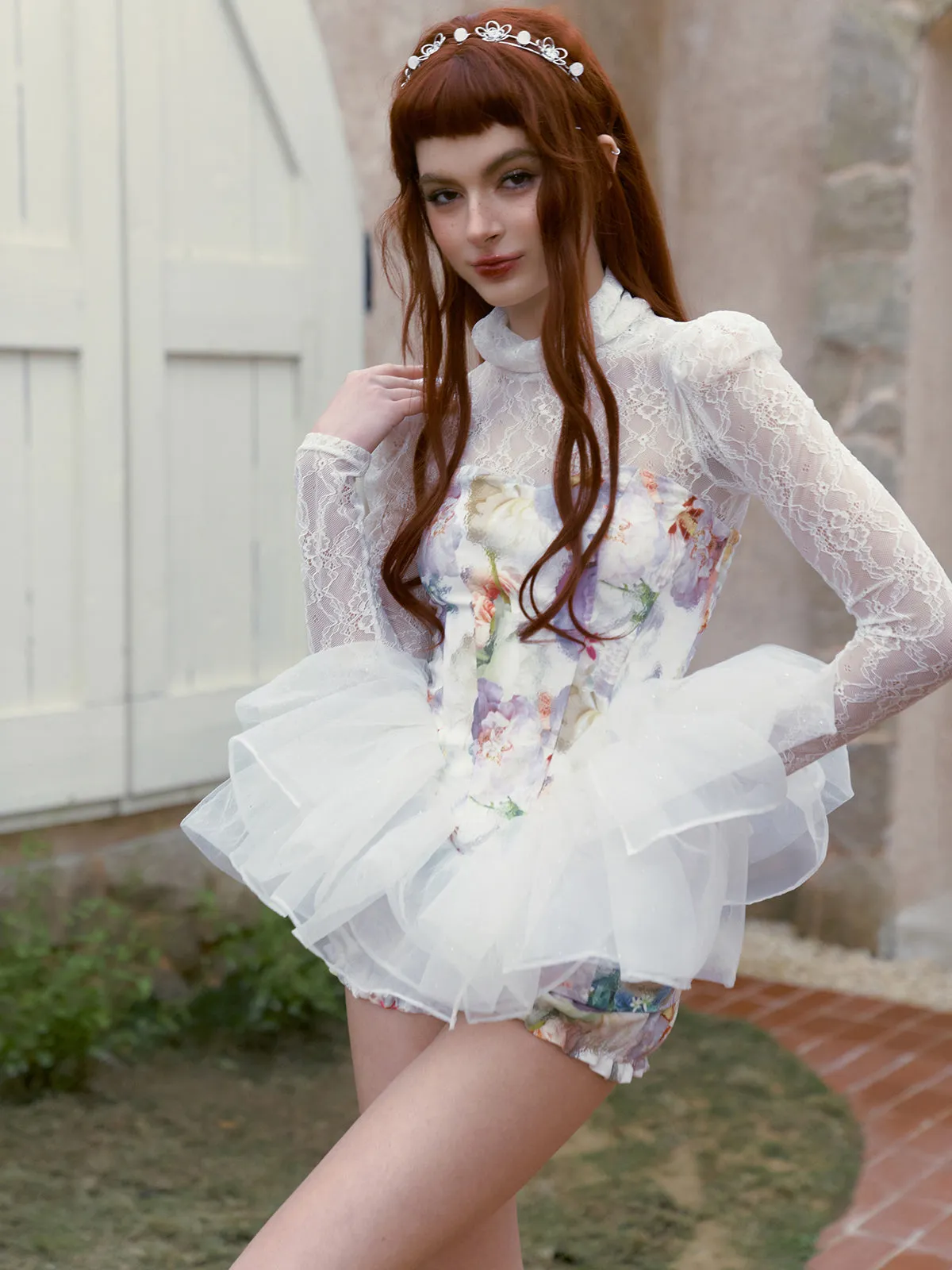 Mellow petal tops and shorts and high neck lace tops
