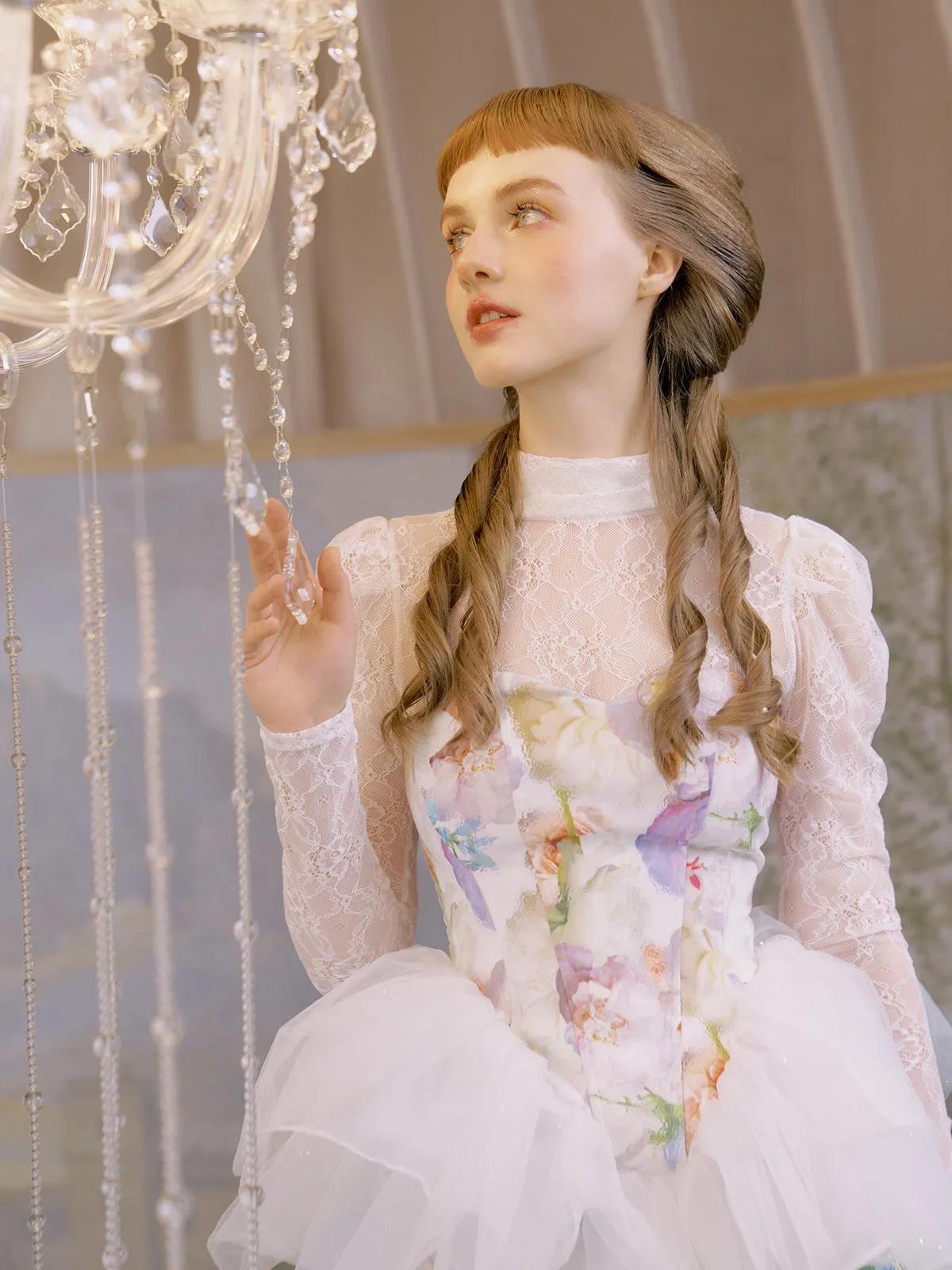 Mellow petal tops and shorts and high neck lace tops