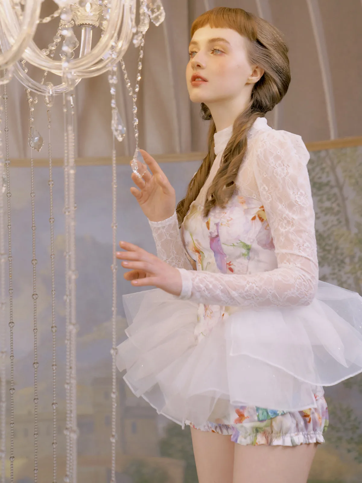Mellow petal tops and shorts and high neck lace tops
