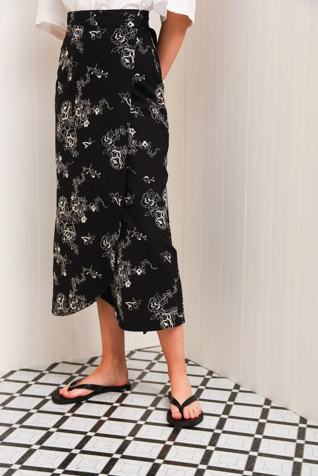 MI LUV YUH WRAP SKIRT BLACK