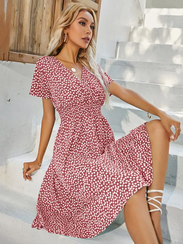 Polka Dot Midi Dress with V-Neck and Fitted Waist