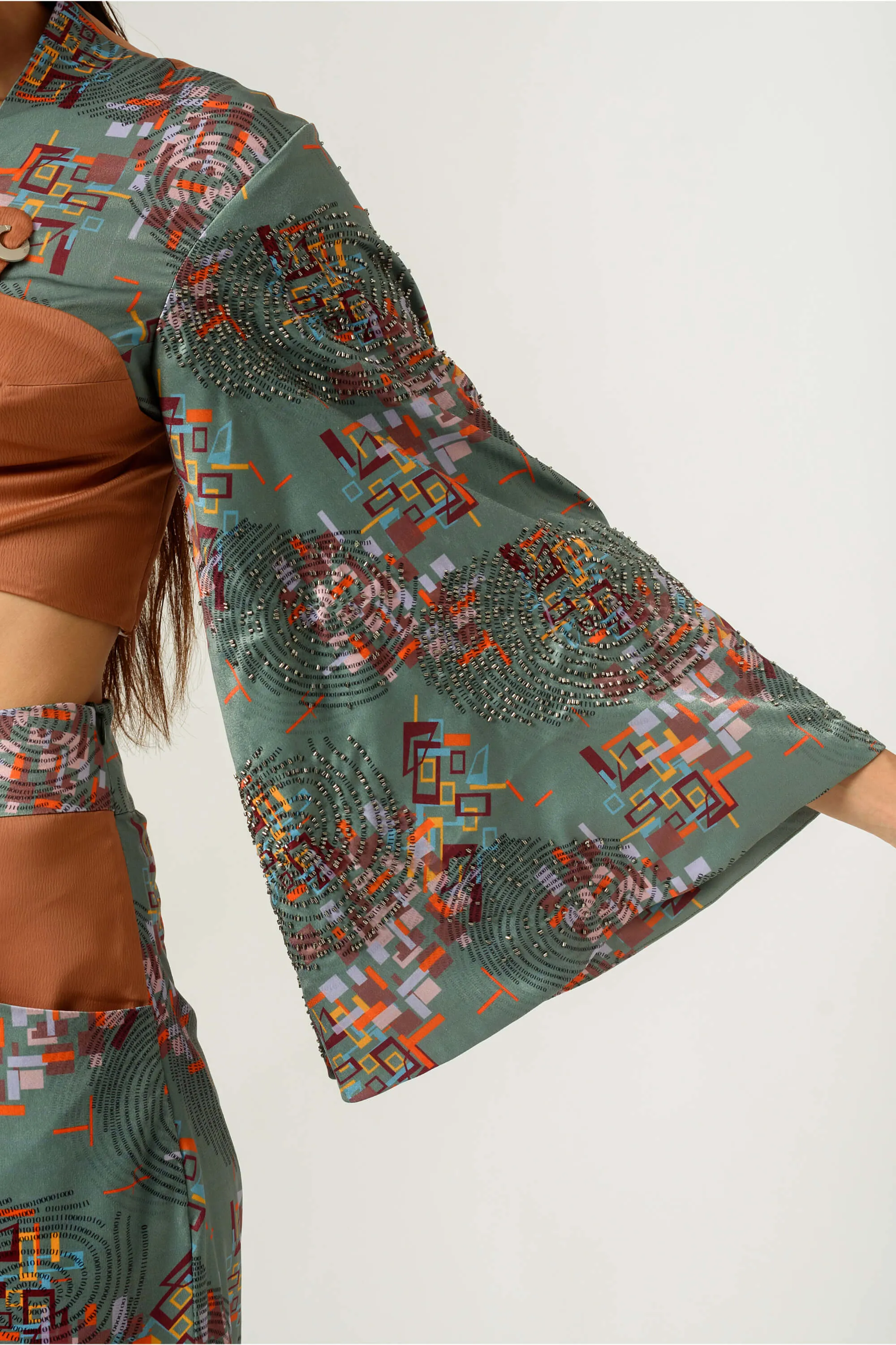 Printed irregular sleeve crop top
