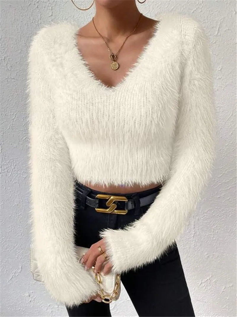 V-neck Slim Plush Short Sweater