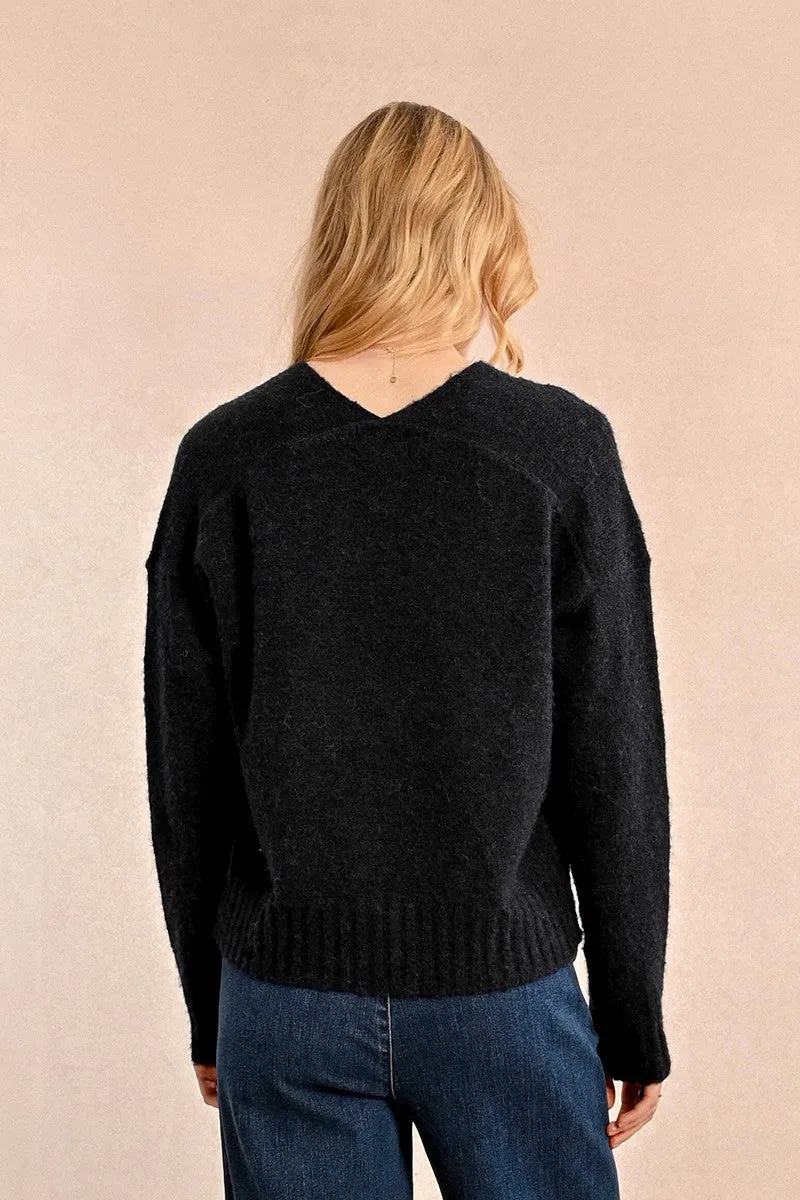 V-NECK SWEATER