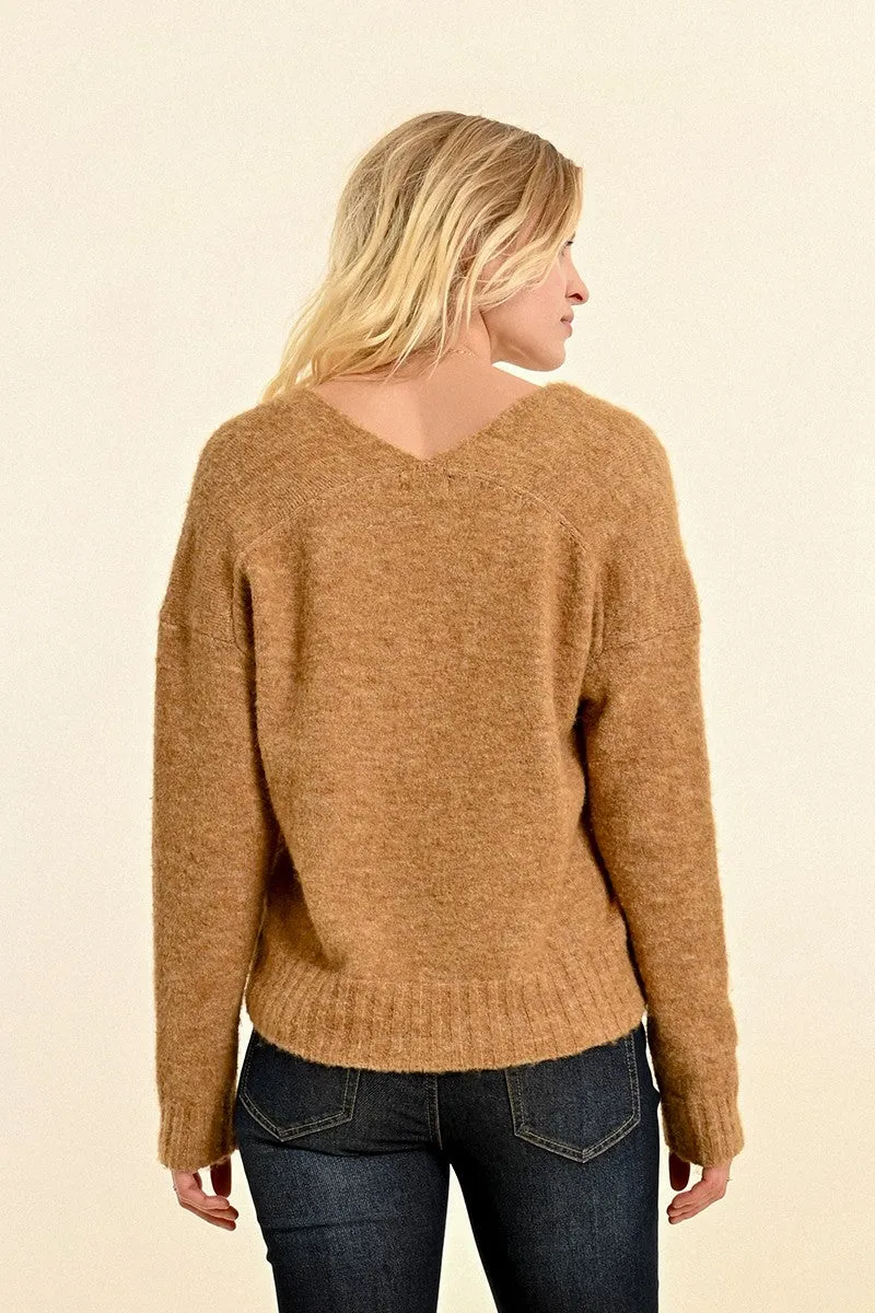 V-NECK SWEATER