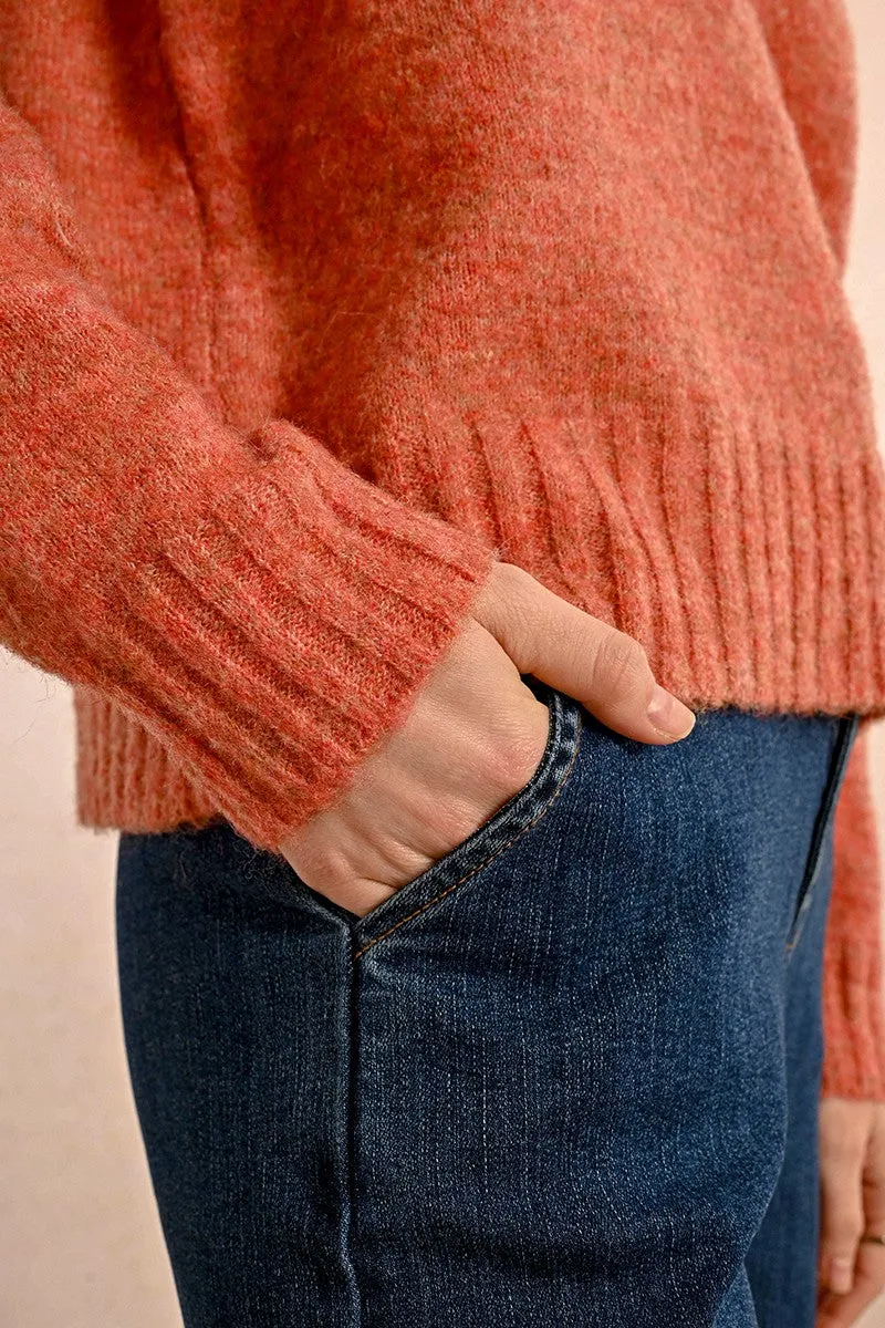 V-NECK SWEATER
