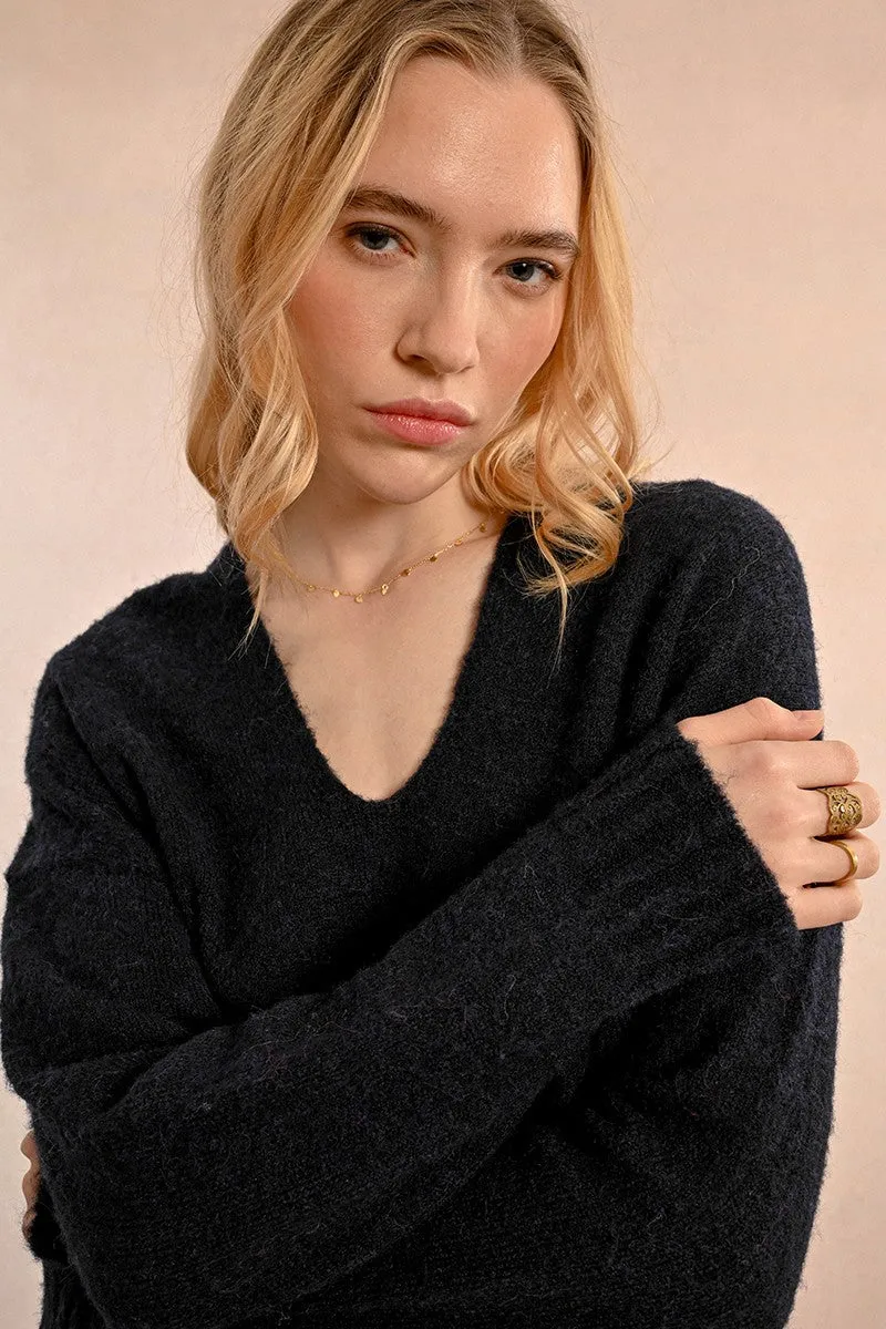 V-NECK SWEATER
