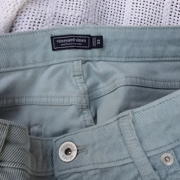 Vineyard Vines aqua Corduroy kick Flare Jeans 33