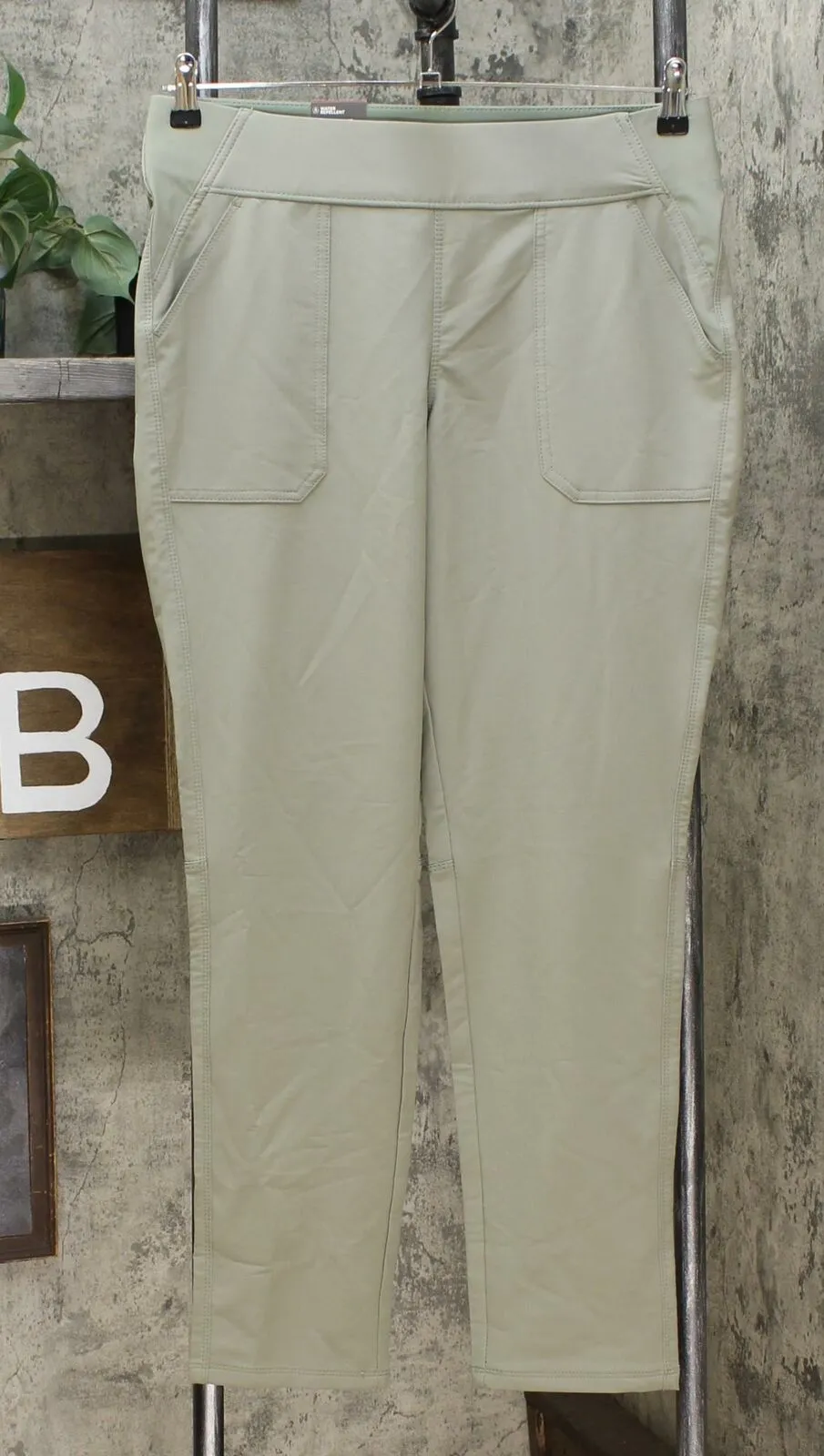 Weatherproof Vintage Women's Stretch Pull On Waist Performance Pants