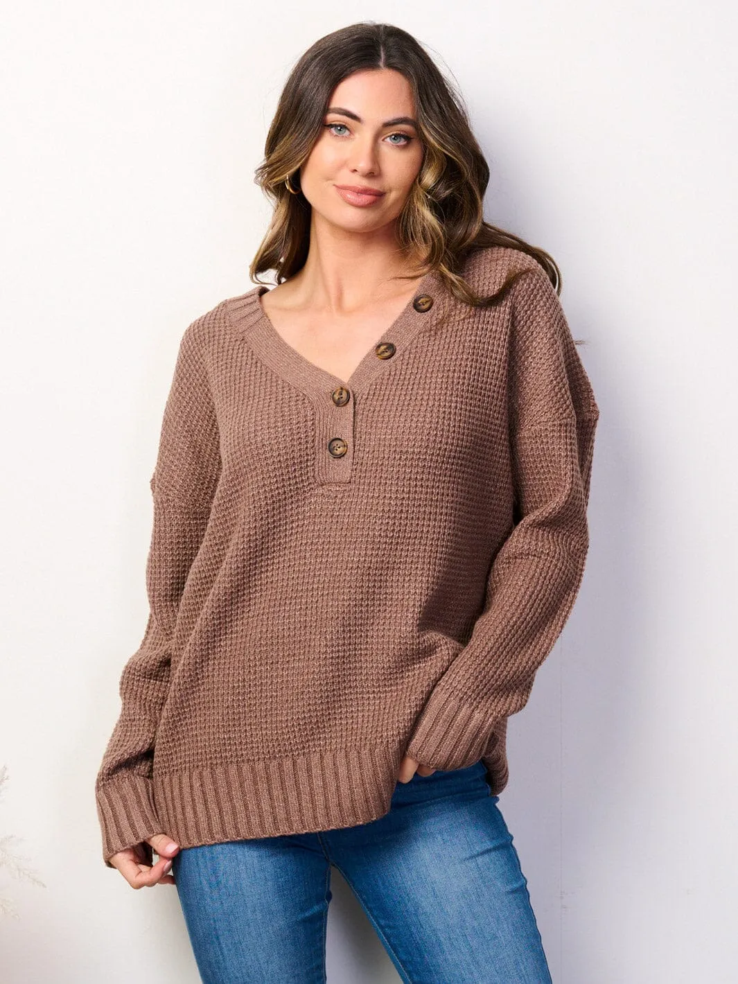 WOMEN'S LONG SLEEVE V-NECK PULLOVER SWEATER