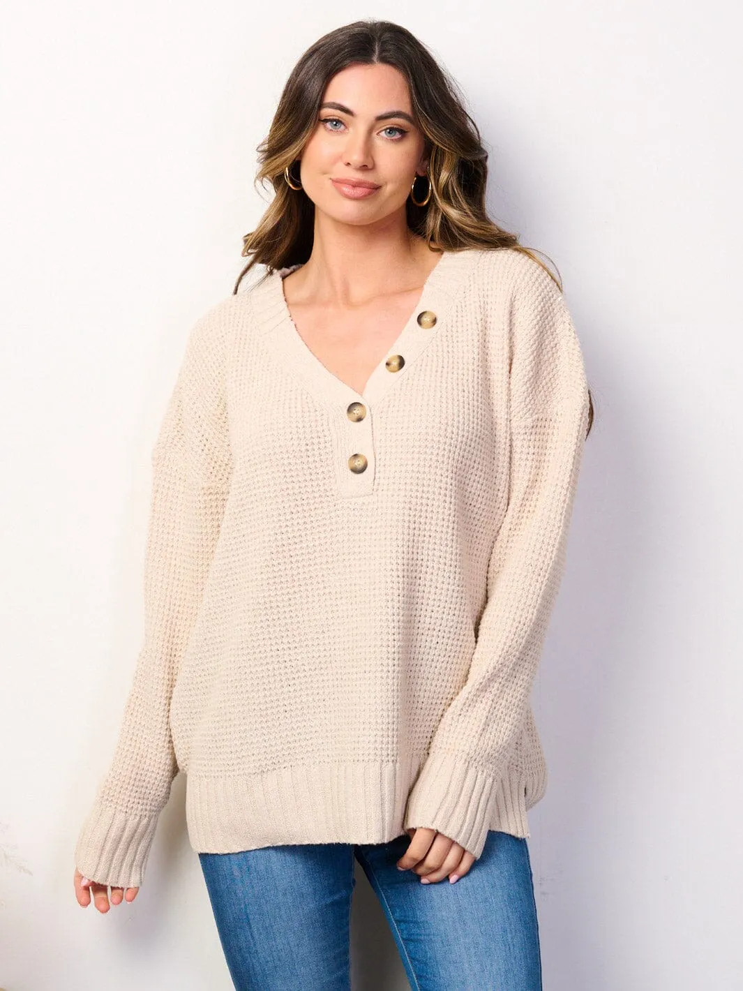 WOMEN'S LONG SLEEVE V-NECK PULLOVER SWEATER