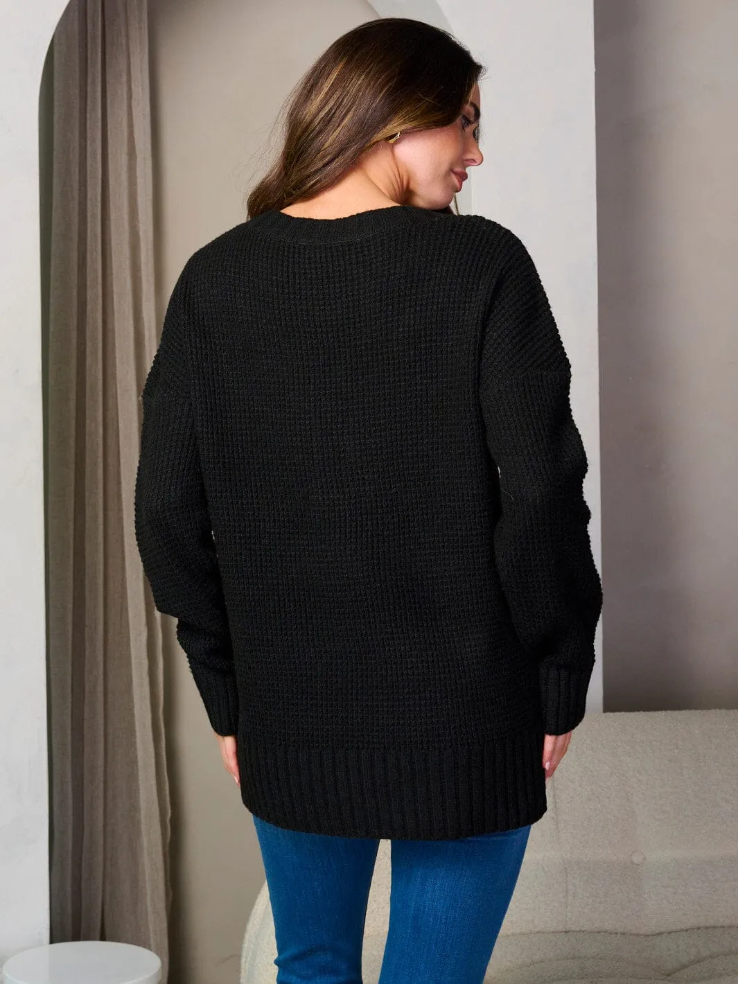 WOMEN'S LONG SLEEVE V-NECK PULLOVER SWEATER