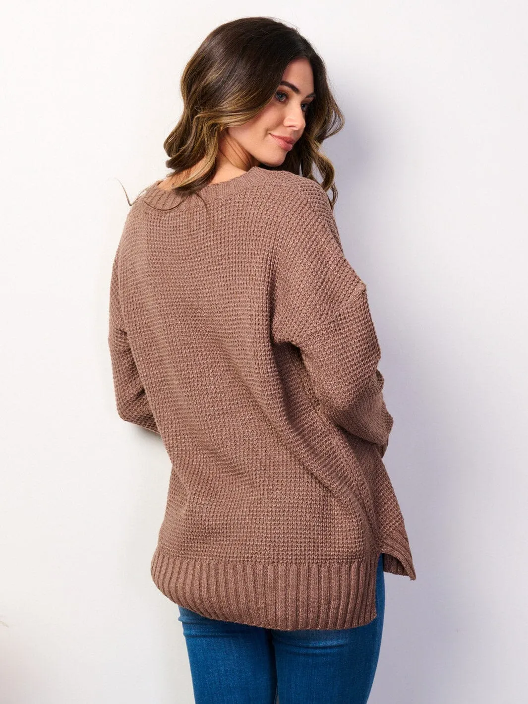 WOMEN'S LONG SLEEVE V-NECK PULLOVER SWEATER