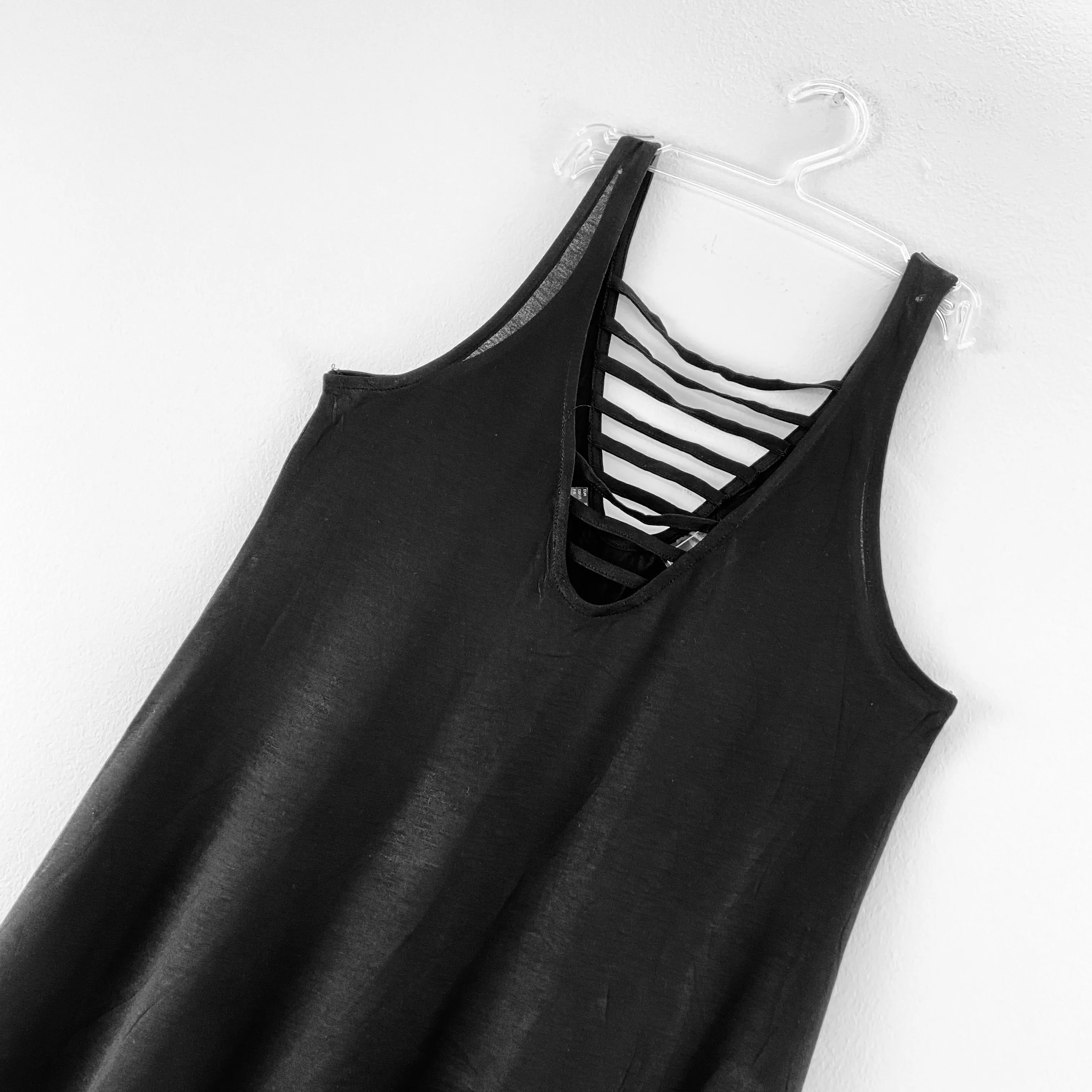Womens Sleeveless Strappy Back Swing Tank Top